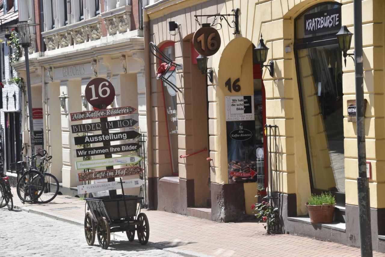 Fewo1846 - An Der Alten Kaffeeroesterei - Stilvoll Eingerichtete 2-Zimmer-Wohnung Im Stadtzentrum Flensburg Ngoại thất bức ảnh
